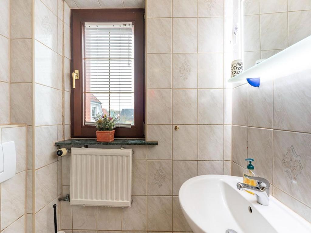 Cozy In With Private Terrace Wismar